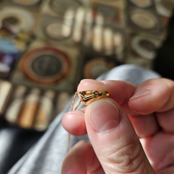 10k Three Golds Heart Pendant Necklace - Picture 7 of 8